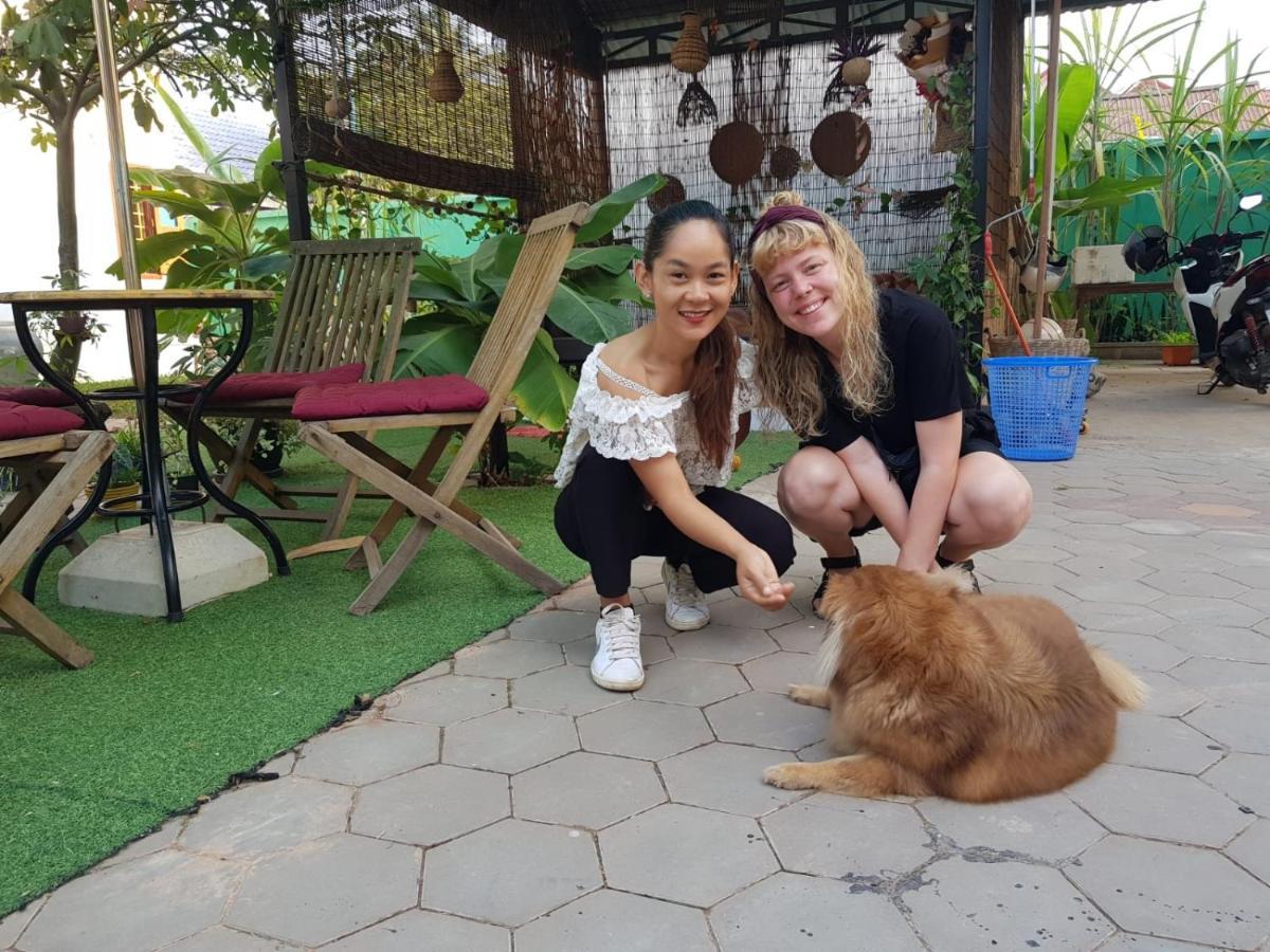 Bloom Garden Bed & Breakfast Siem Reap Bagian luar foto